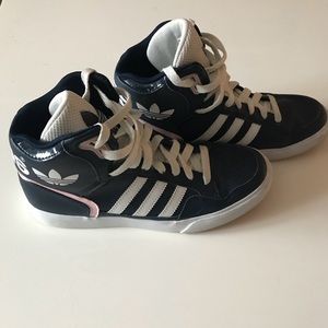 Adidas womens navy sneakers size 6.5